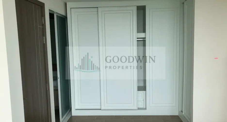For rent そして for sale 2 ベッドルーム condo in Sattahip, Chonburi