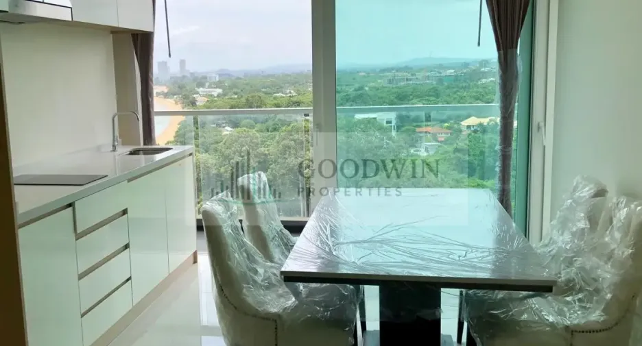 For rent そして for sale 2 ベッドルーム condo in Sattahip, Chonburi