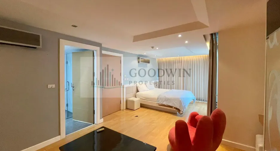 À vendre 2 chambres condo à Pratumnak, Pattaya