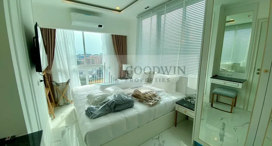 À louer et à vendre 2 chambres condo à Jomtien, Pattaya