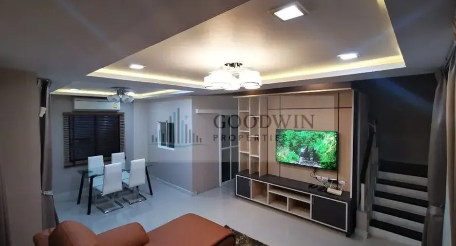 For rent 3 bedrooms house in East Pattaya, Pattaya