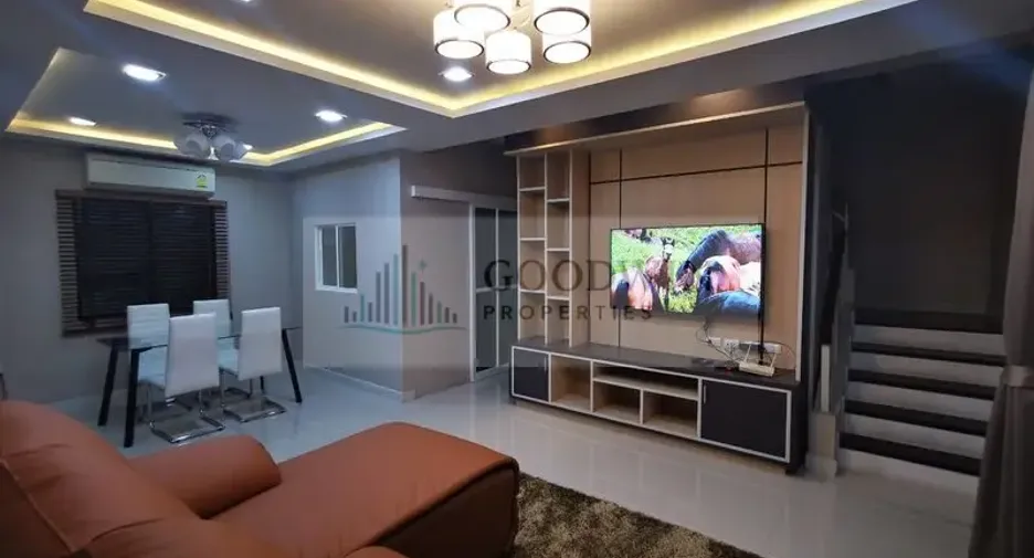 For rent 3 bedrooms house in East Pattaya, Pattaya