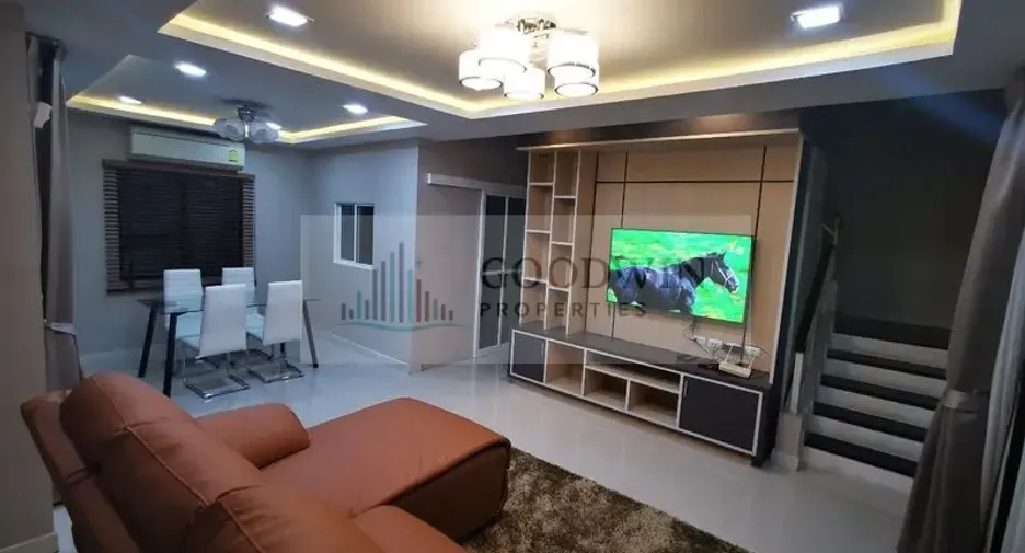 For rent 3 bedrooms house in East Pattaya, Pattaya