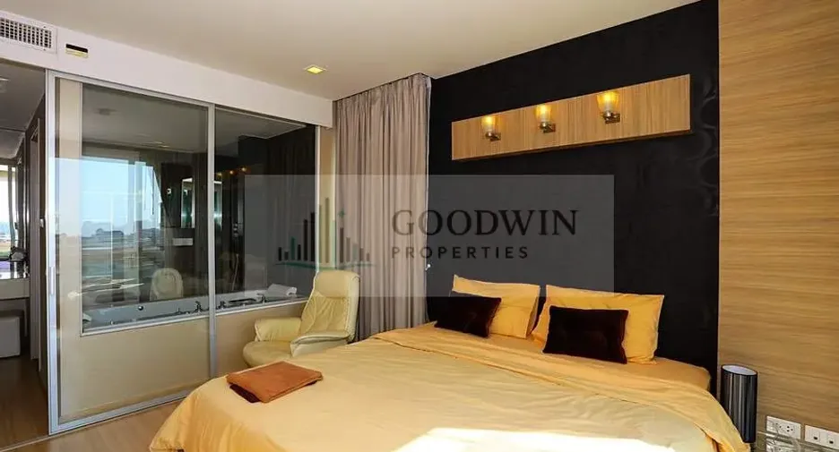 For rent そして for sale 3 ベッドルーム condo in Central Pattaya, Pattaya