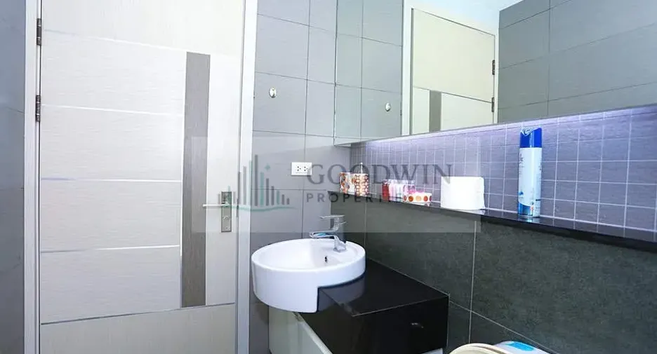 For rent そして for sale 3 ベッドルーム condo in Central Pattaya, Pattaya