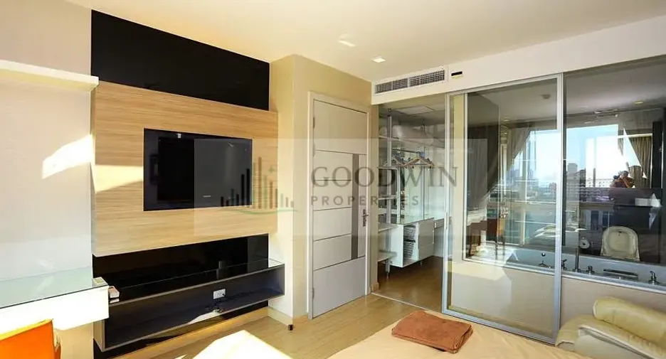 For rent そして for sale 3 ベッドルーム condo in Central Pattaya, Pattaya
