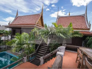 Haus zur Miete und zum Kauf mit 5 Zimmer in Bang Lamung, Chonburi