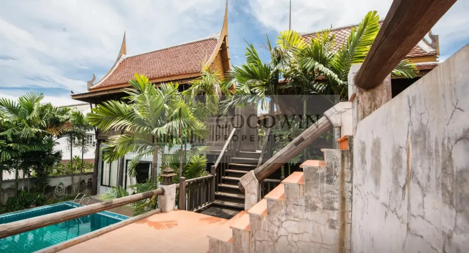 Casa en alquiler y en venta de 5 habitaciones en East Pattaya, Pattaya