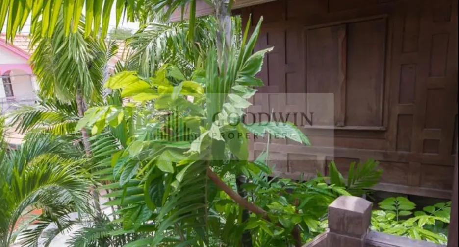 Casa en alquiler y en venta de 5 habitaciones en East Pattaya, Pattaya