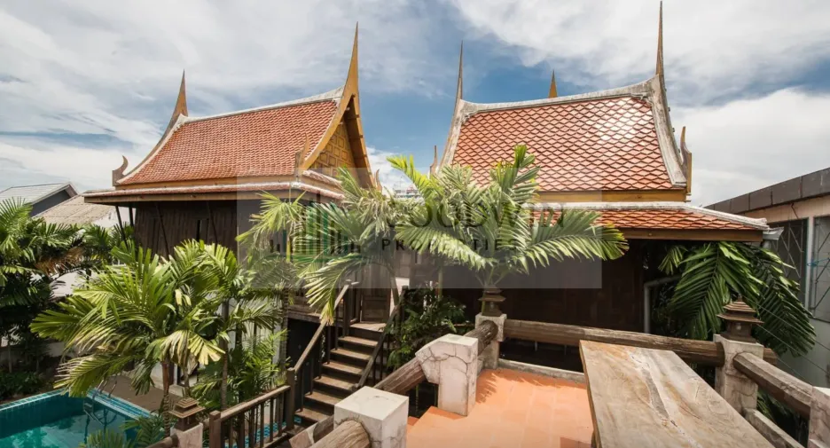 Casa en alquiler y en venta de 5 habitaciones en East Pattaya, Pattaya