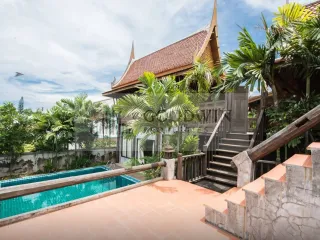 Haus zur Miete und zum Kauf mit 5 Zimmer in Bang Lamung, Chonburi