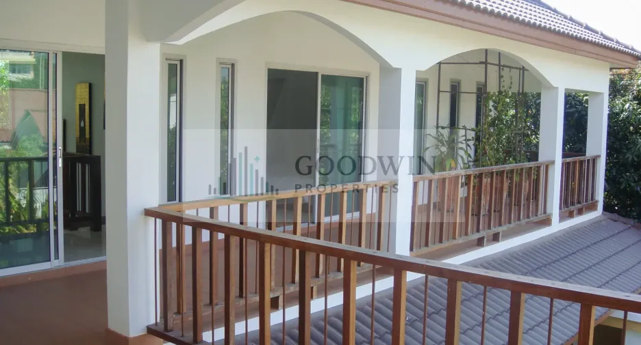 For rent and for sale 5 bedrooms house in Bang Lamung, Chonburi