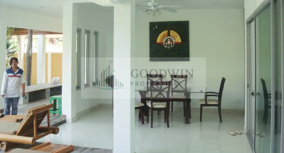 For rent and for sale 5 bedrooms house in Bang Lamung, Chonburi