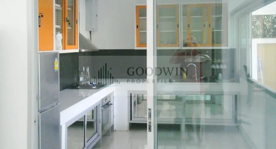 For rent and for sale 5 bedrooms house in Bang Lamung, Chonburi