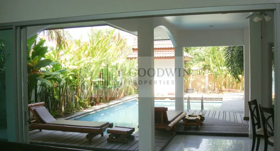 For rent and for sale 5 bedrooms house in Bang Lamung, Chonburi