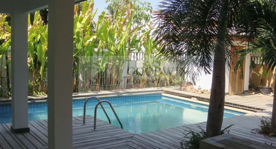 For rent and for sale 5 bedrooms house in Bang Lamung, Chonburi