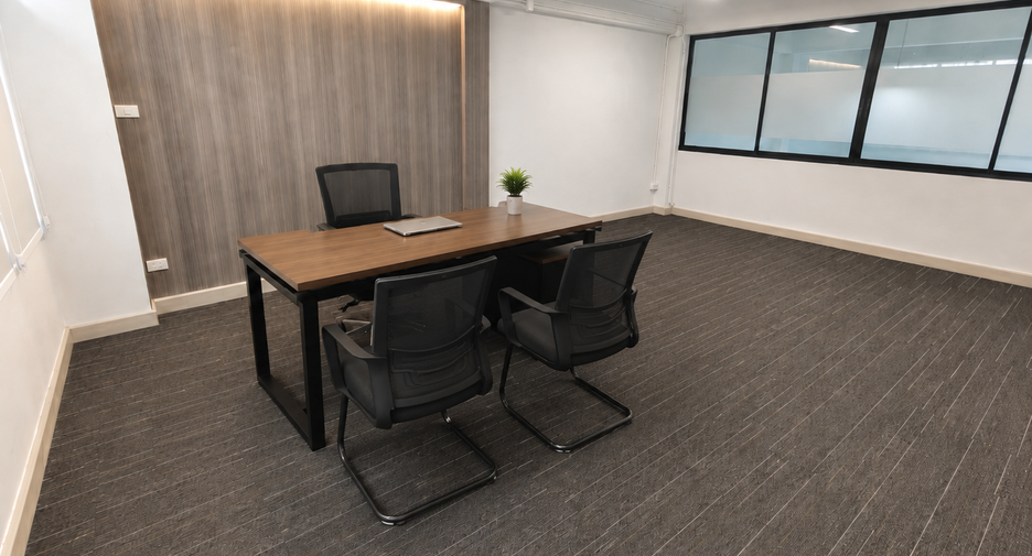 For rent 5 bedrooms office in Mueang Samut Prakan, Samut Prakan