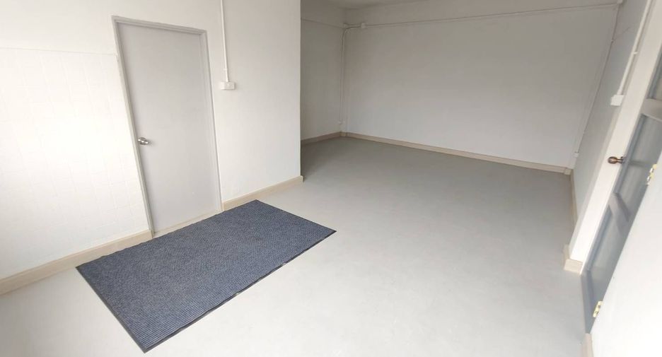 For rent 5 bedrooms office in Mueang Samut Prakan, Samut Prakan