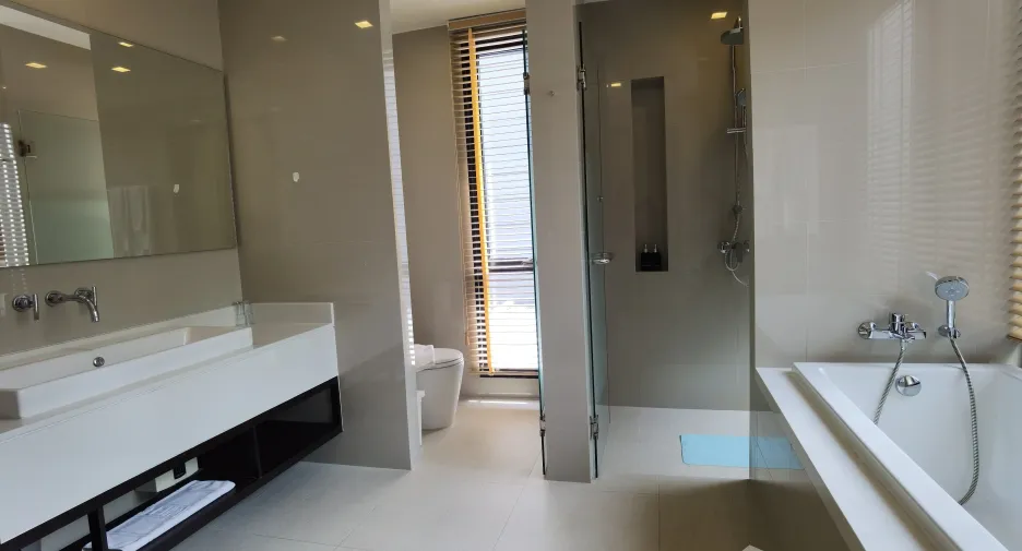 For sale 5 bedrooms villa in Thalang, Phuket