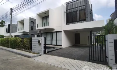 For sale 5 ベッドルーム villa in Thalang, Phuket