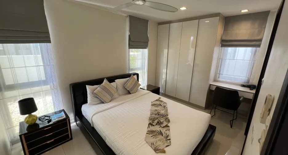 For sale 5 bedrooms villa in Thalang, Phuket