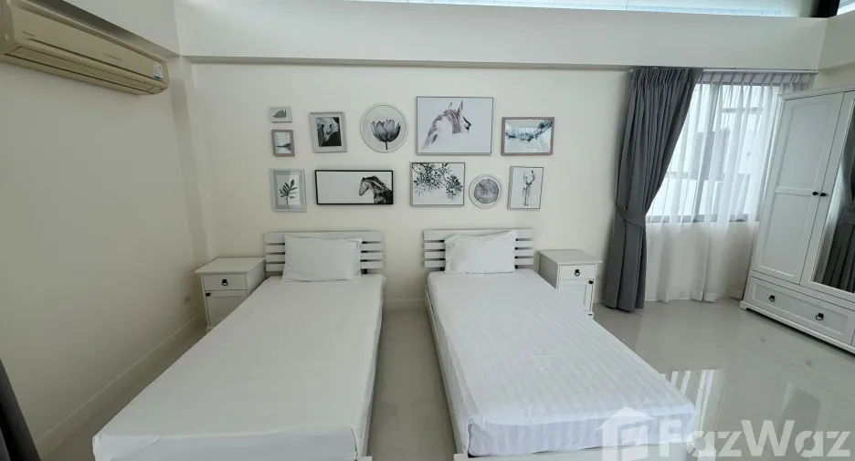 For sale 5 bedrooms villa in Thalang, Phuket