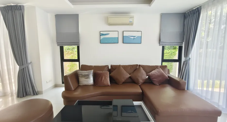 For sale 5 bedrooms villa in Thalang, Phuket