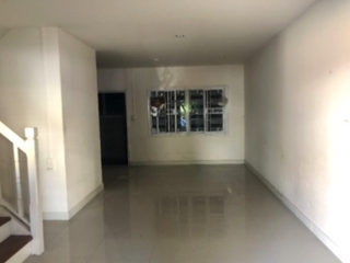 For sale 3 bedrooms townhouse in Lat Krabang, Bangkok