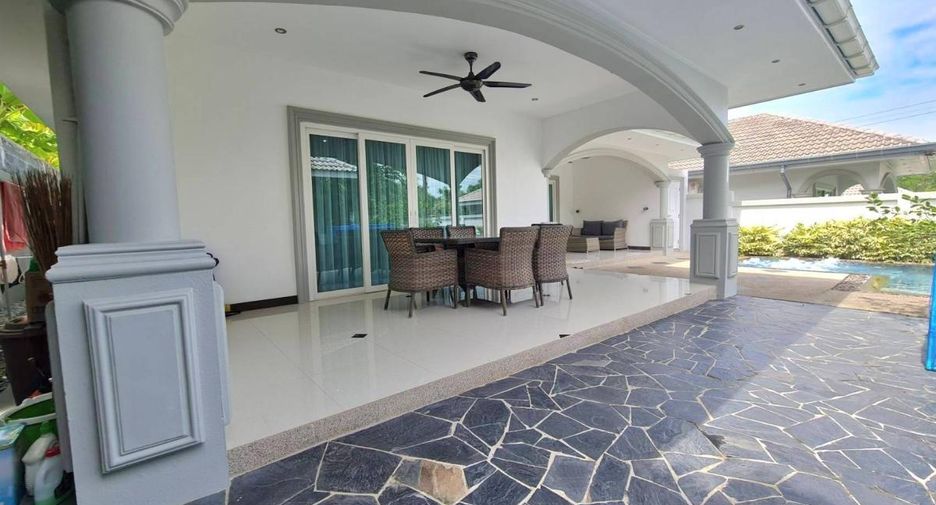 For sale 2 bedrooms villa in South Pattaya, Pattaya