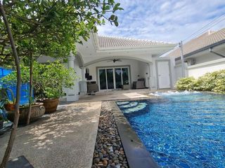 Villa en venta de 2 habitaciones en Bang Lamung, Chonburi