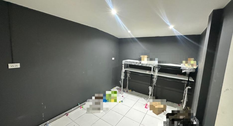 Local comercial en venta de 20 habitaciones en Pratumnak, Pattaya