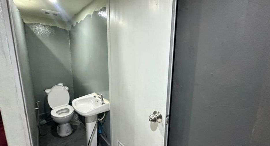 Local comercial en venta de 20 habitaciones en Pratumnak, Pattaya