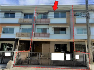 For sale 4 bedrooms townhouse in Lat Krabang, Bangkok