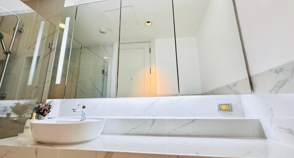 For sale 2 bedrooms condo in Pathum Wan, Bangkok