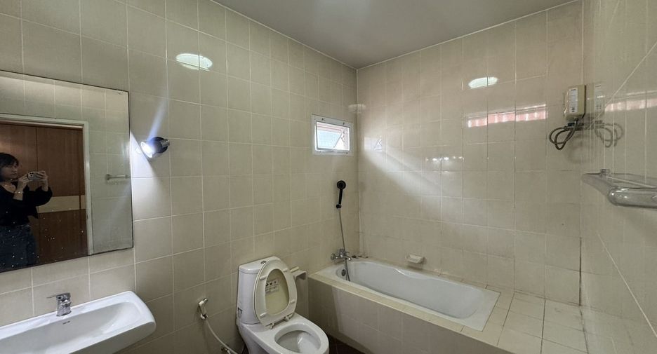 For rent 2 bedrooms villa in Hua Hin, Prachuap Khiri Khan