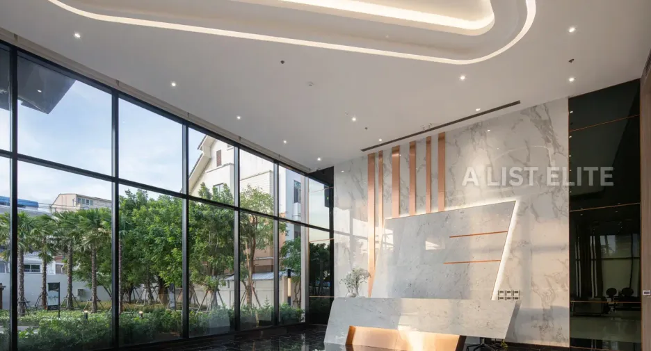 For sale 2 bedrooms condo in Pratumnak, Pattaya