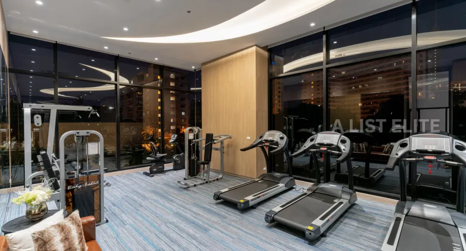 For sale 1 bed condo in Pratumnak, Pattaya