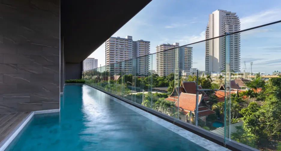 For sale 1 bed condo in Pratumnak, Pattaya