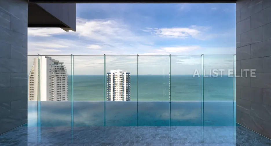 For sale 1 bed condo in Pratumnak, Pattaya
