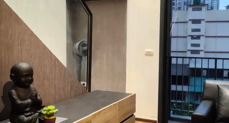 For rent 1 bed condo in Phaya Thai, Bangkok