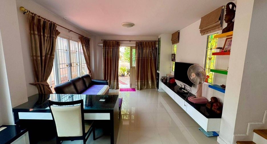 For sale 3 bedrooms house in Prawet, Bangkok