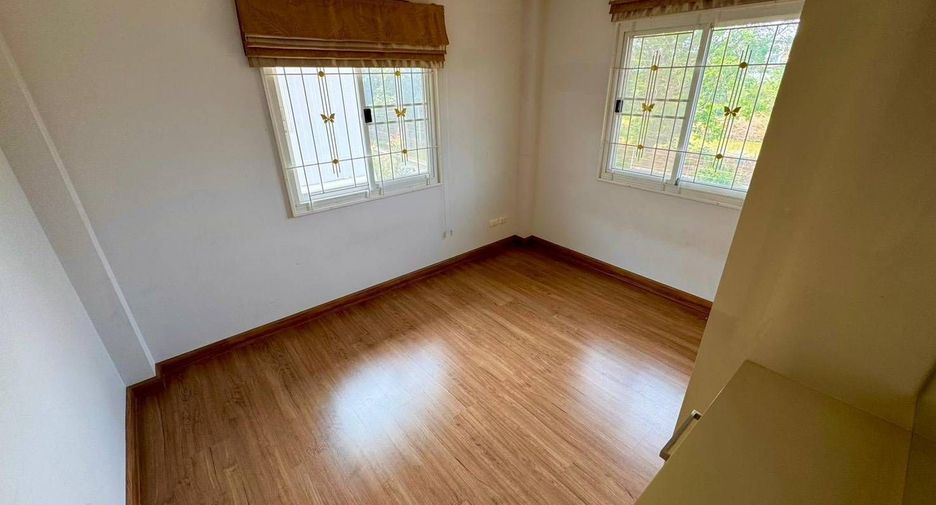 For sale 3 bedrooms house in Prawet, Bangkok