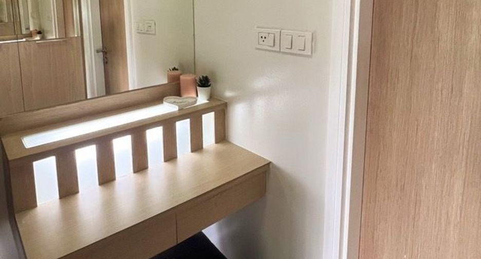 For rent 1 bed condo in Phaya Thai, Bangkok