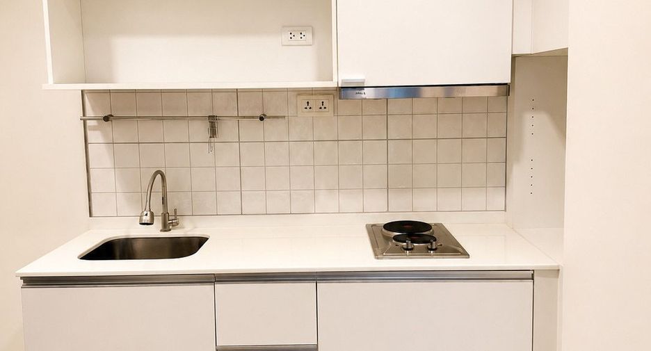 Продажа и аренда 1 кровать кондо в Пхра Кханонг, Бангкок