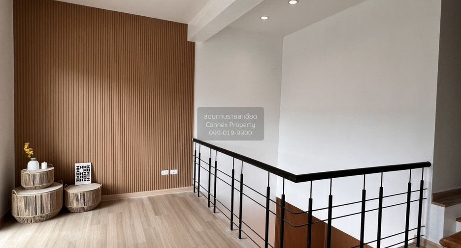 For sale 3 bedrooms townhouse in Thung Khru, Bangkok