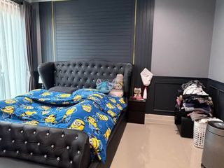 For sale 3 bedrooms townhouse in Bang Khae, Bangkok
