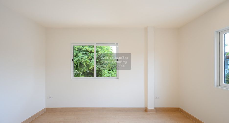 Haus zum Kauf mit 4 Zimmer in Sai Mai, Bangkok