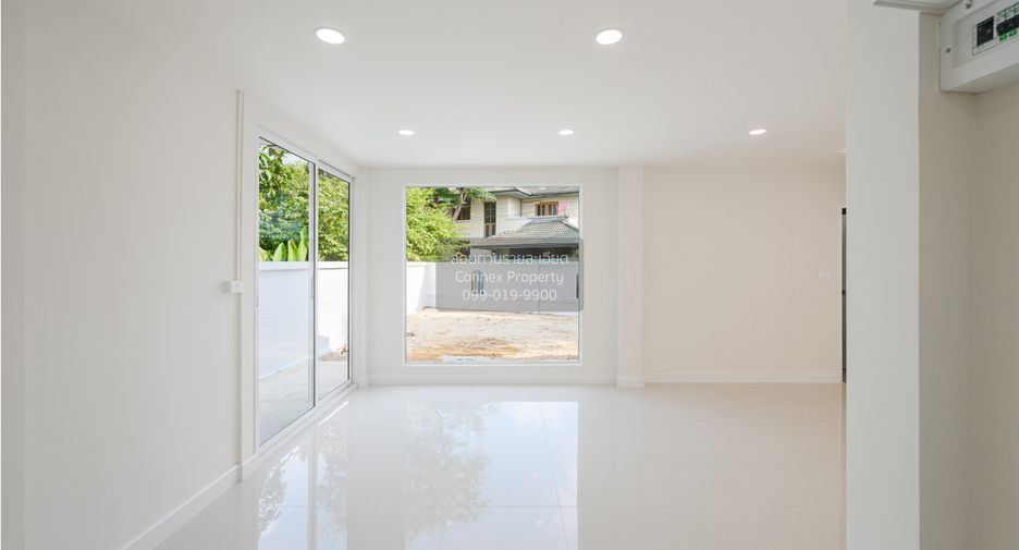 Haus zum Kauf mit 4 Zimmer in Sai Mai, Bangkok