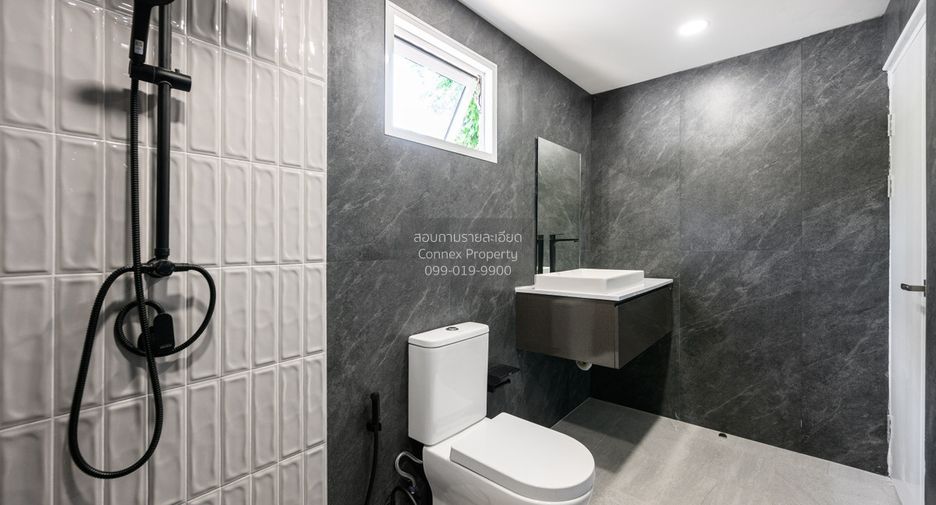 Haus zum Kauf mit 4 Zimmer in Sai Mai, Bangkok