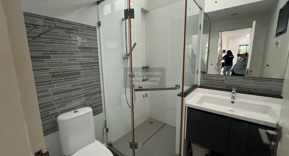 À vendre 4 chambres maison à Pak Kret, Nonthaburi